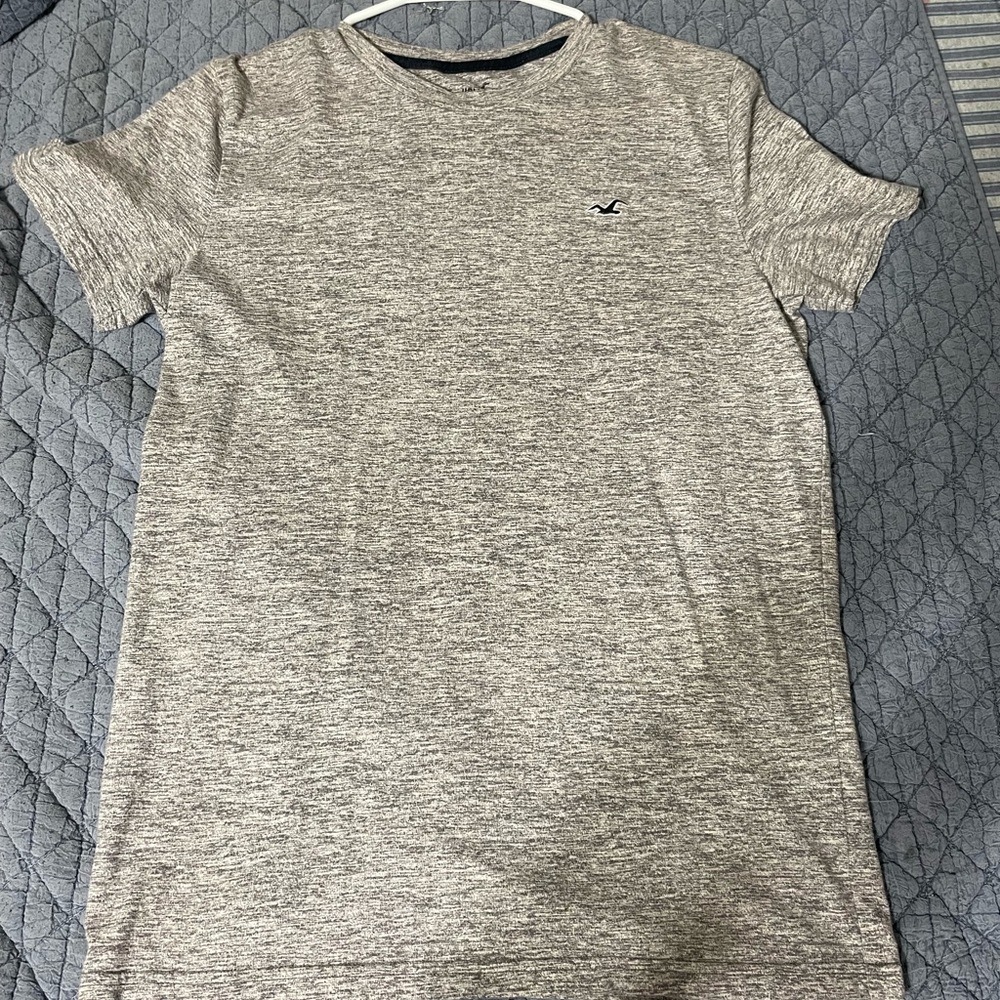 hollister shirt